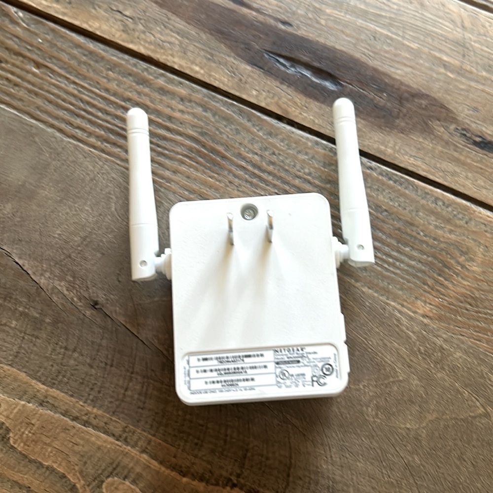 Wi-fi extender - Picture 2 of 4